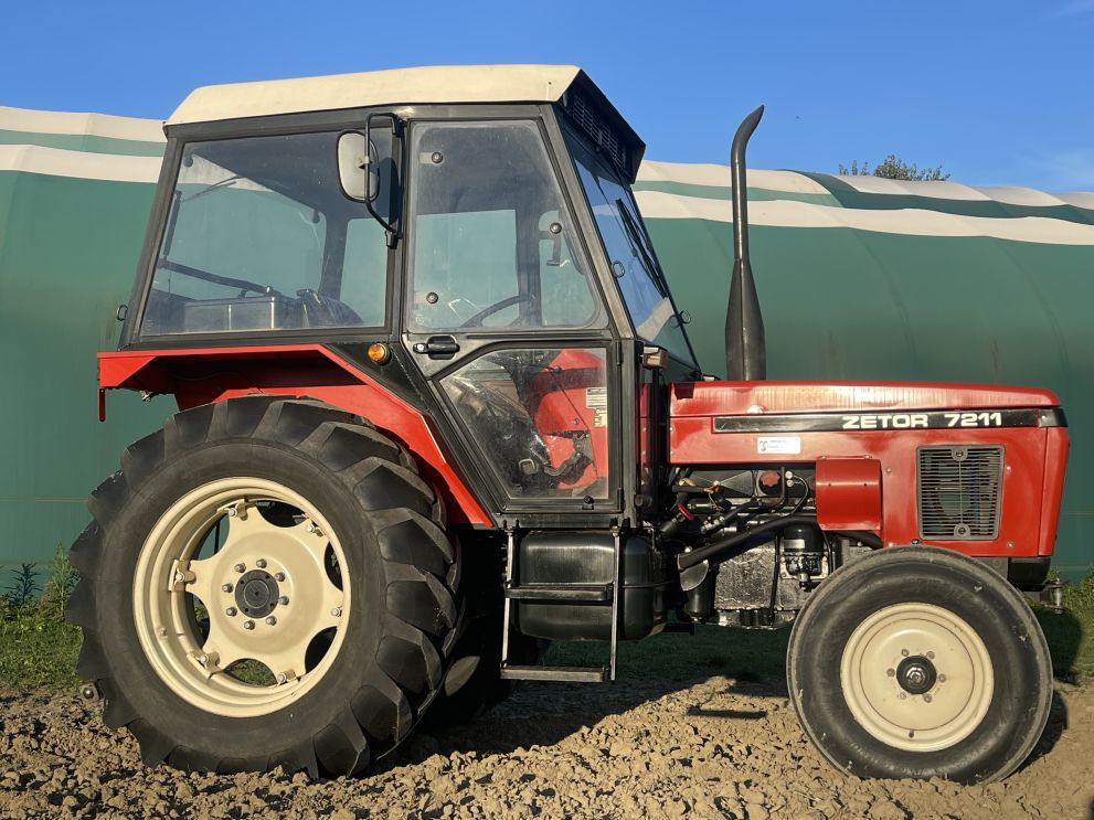 Zetor 7211