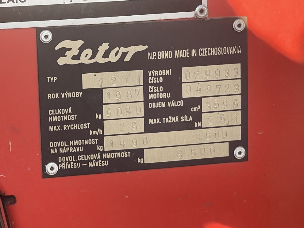 Zetor 7211