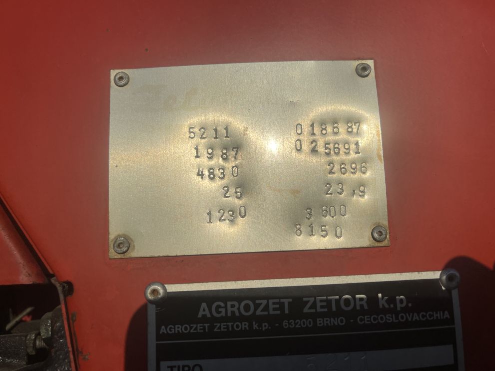 Zetor 5211