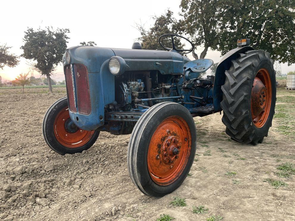 Fordson Super Dexta